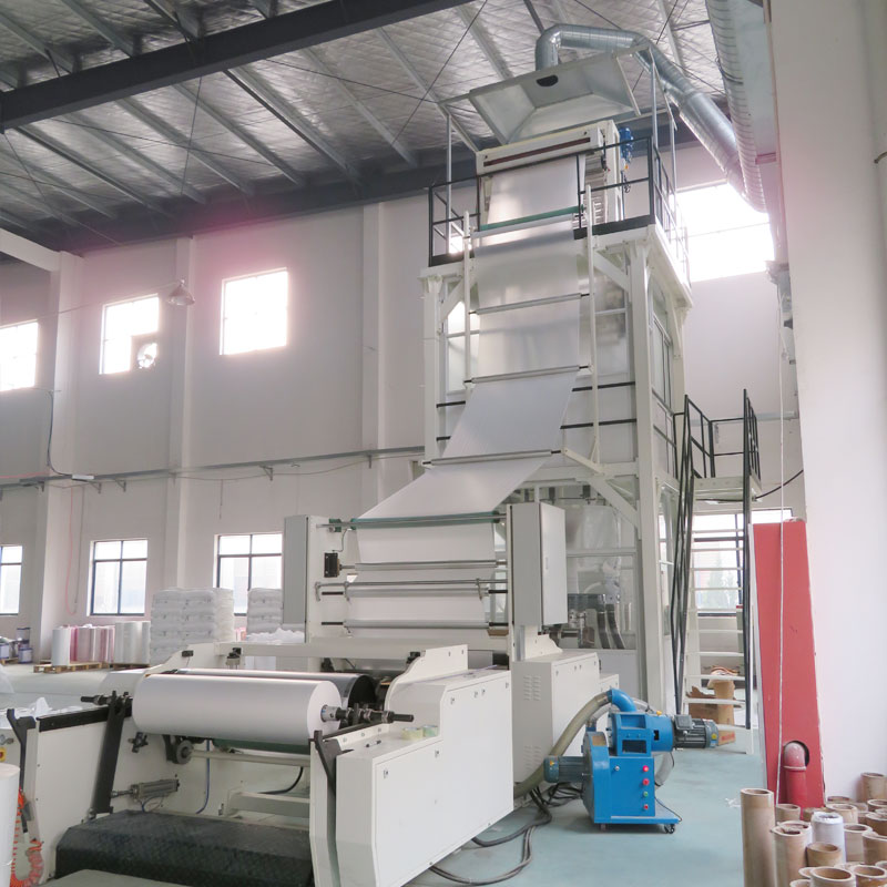 Wie verändert eine einlagige HDPE-Blasfolienmaschine die Kunststofffolienproduktion?